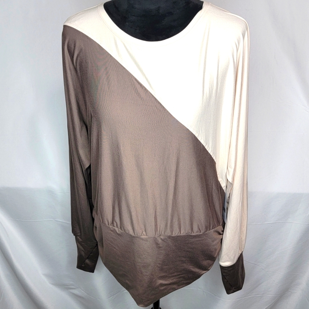 TAHARI SPORT Brown/Cream Blouse with Ruching Waist Size 1X